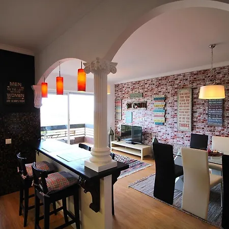 Apartment Heart Of The 3 ! Vila Nova de Gaia