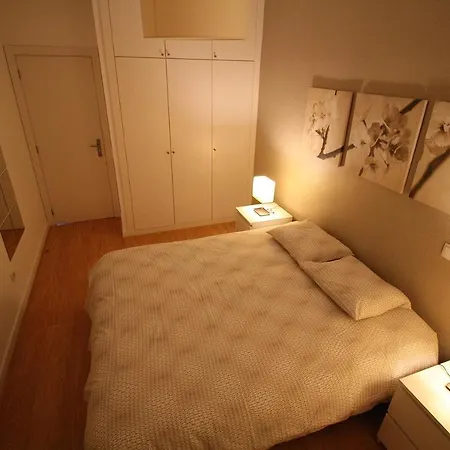 Apartment Heart Of The 3 !